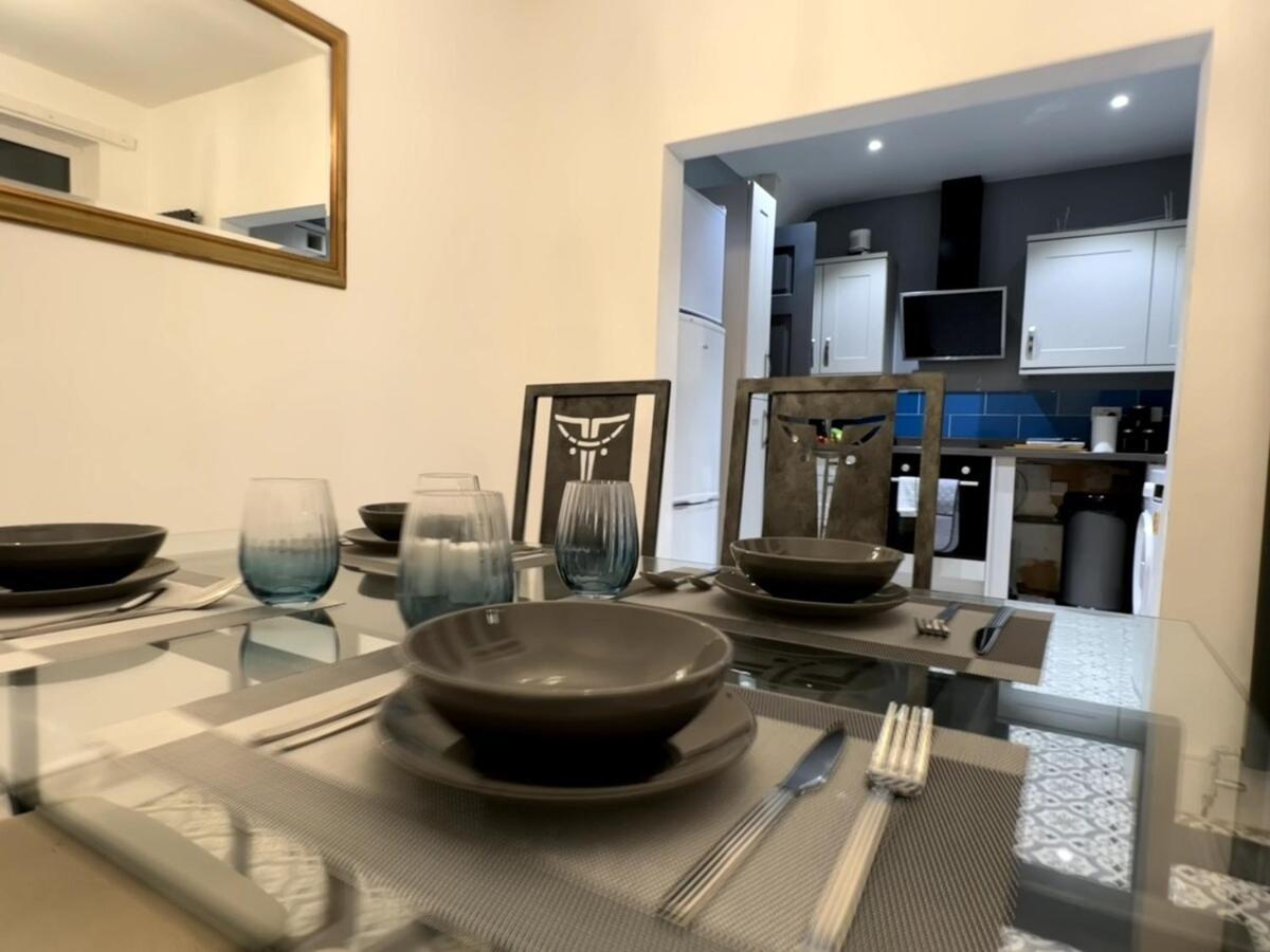 3Bed - Wigan - 8Guests - Driveway - Easycentralaccess Exterior foto